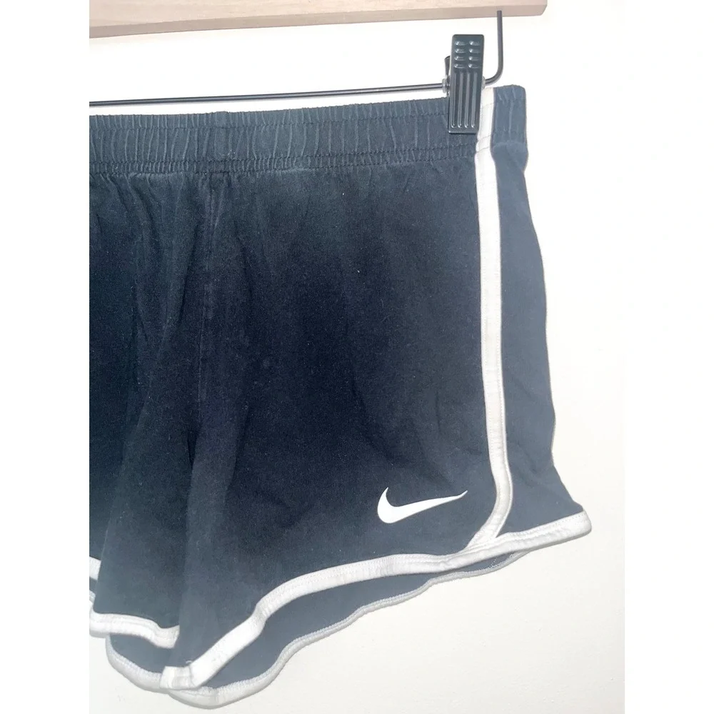 Nike Kids Black Athletic Shorts White Trim Elastic Waist‎ Drawstring